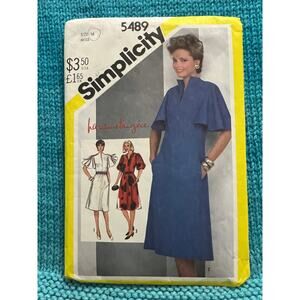 Simplicity 5489 Sewing pattern Aline dress flutter puff sleeve size 16